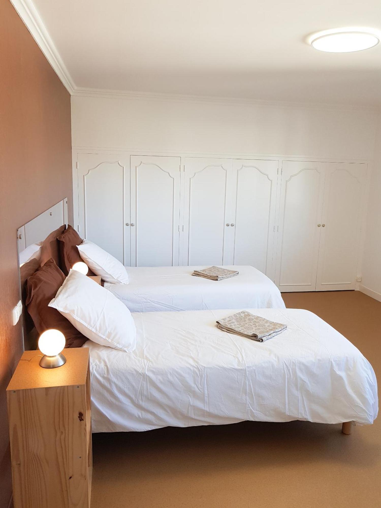 Les Balcons Du Tregor Bed & Breakfast Ланьон Екстериор снимка