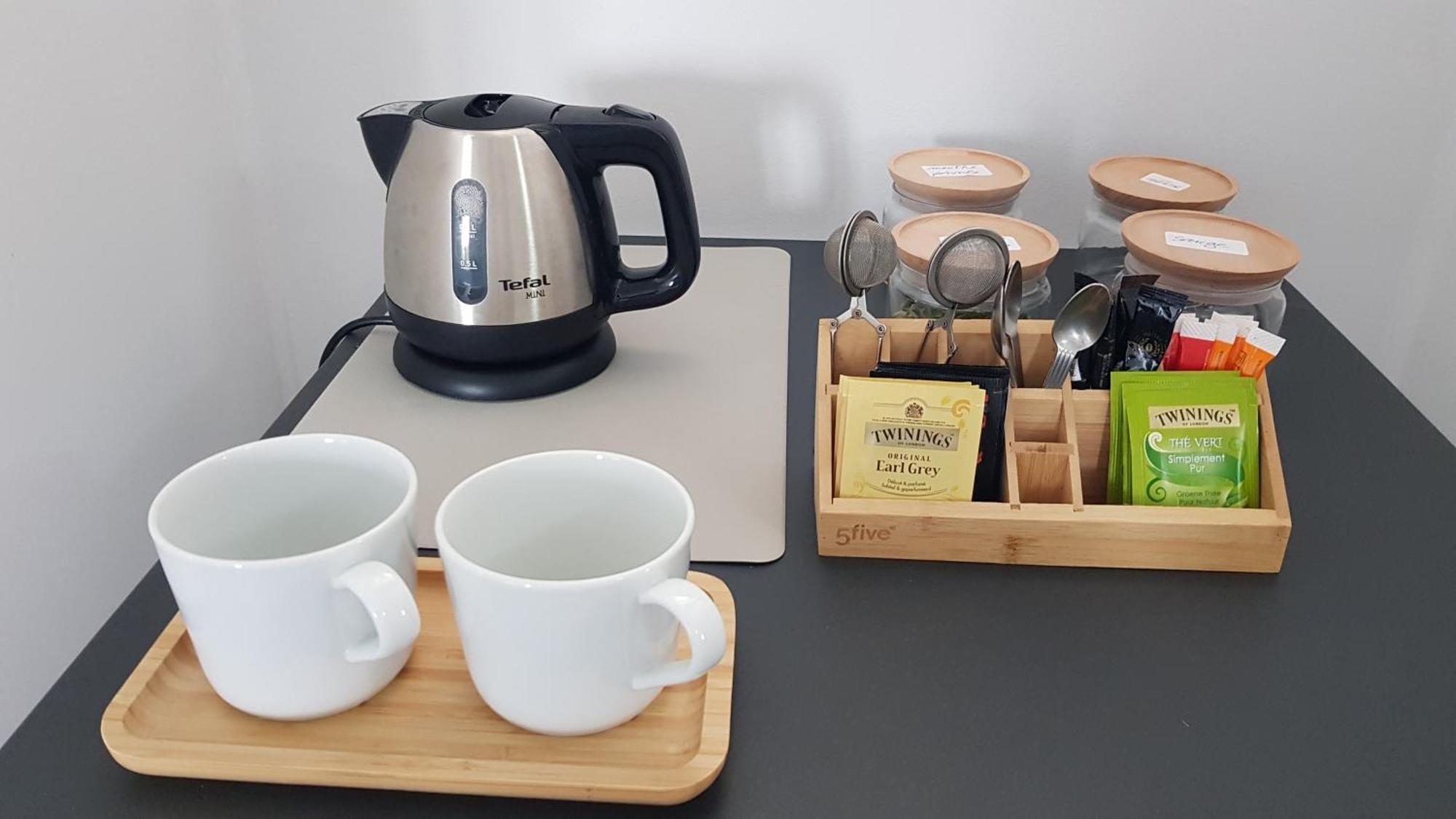 Les Balcons Du Tregor Bed & Breakfast Ланьон Екстериор снимка